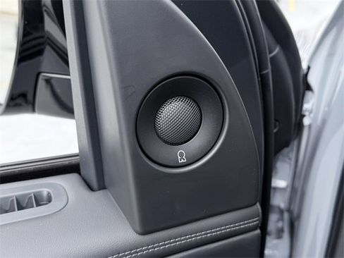 New 2025 Lincoln Navigator Reserve w/ Jet Appearance Package image 33