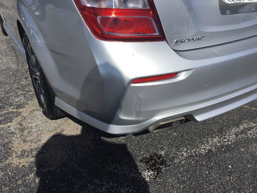 Used 2018 Chevrolet Sonic LT w/ RS Package FWD image 18