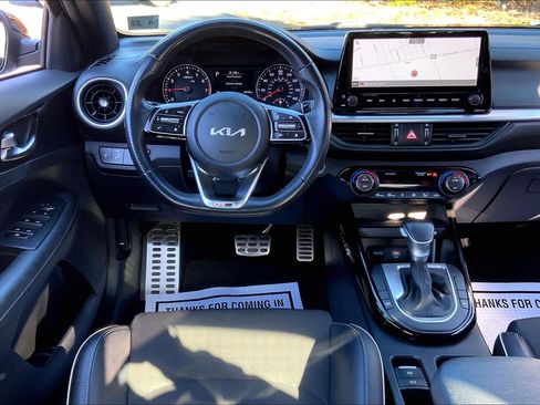 Used 2022 Kia Forte GT-Line w/ GT-Line Premium Package image 7