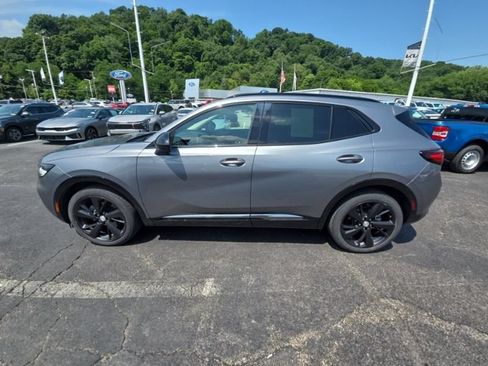 Used 2021 Buick Envision Essence w/ Technology Package I AWD/4WD image 4
