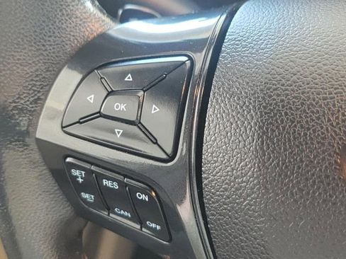 Used 2017 Ford Explorer XLT w/ Equipment Group 202A AWD/4WD image 22