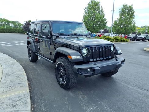 Used 2021 Jeep Wrangler Unlimited Sport AWD/4WD image 4
