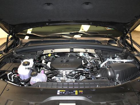 New 2026 Jeep Grand Cherokee Altitude AWD/4WD image 38