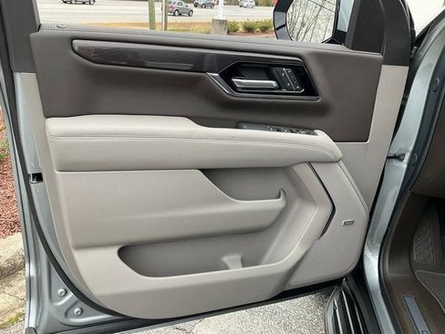 New 2026 GMC Yukon XL Elevation image 4