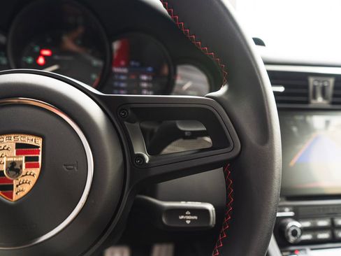 Used 2019 Porsche 911 Speedster image 22