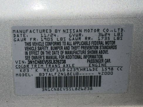 Used 2025 Nissan Versa SV FWD image 27