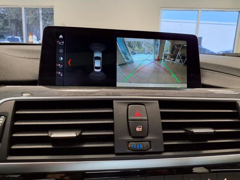 Used 2018 BMW 330i Sedan RWD image 27