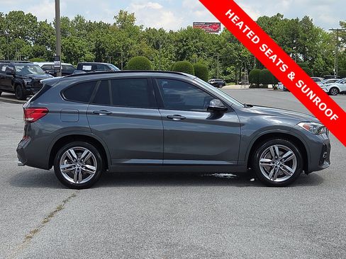Used 2022 BMW X1 xDrive28i w/ M Sport Package AWD/4WD image 6