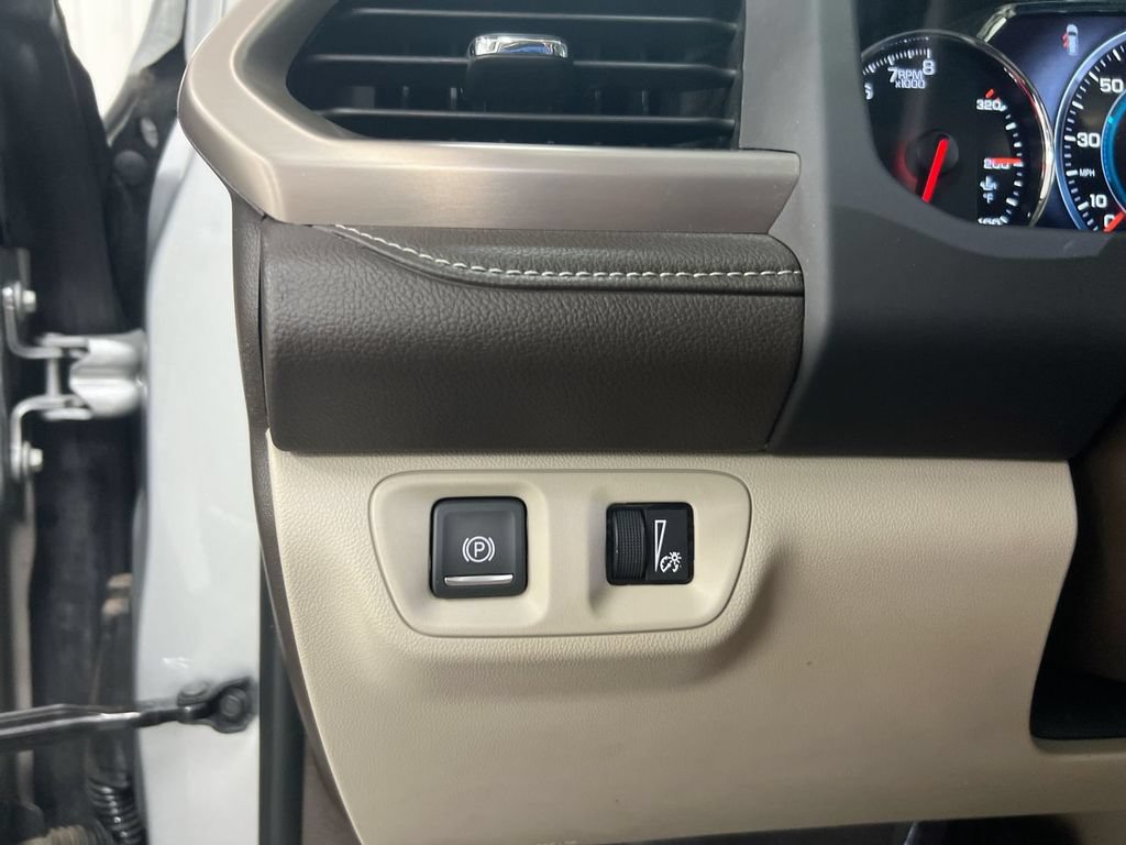 Used 2019 GMC Acadia Denali w/ Technology Package FWD image 19