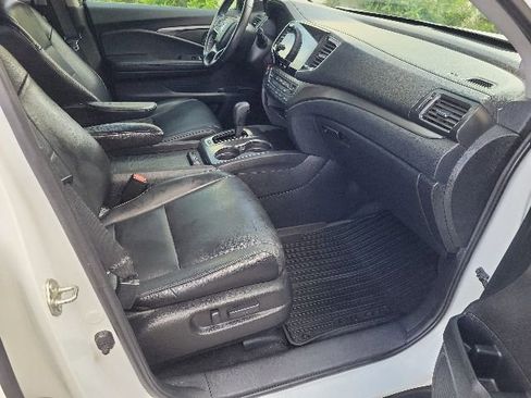 Used 2020 Honda Pilot EX-L image 11