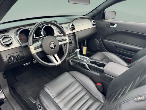 Used 2007 Ford Mustang GT RWD image 14