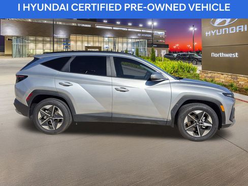 Certified 2025 Hyundai Tucson SEL image 6