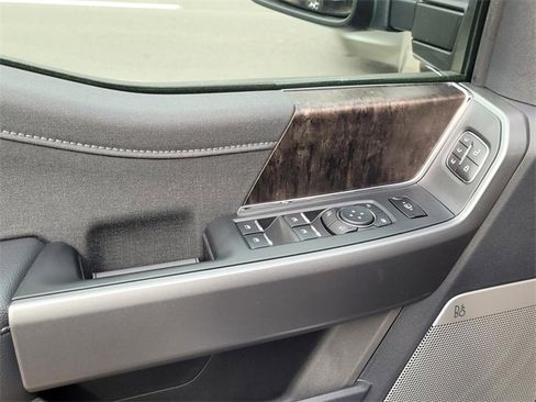 New 2026 Ford F350 Lariat w/ FX4 Off-Road Package image 10