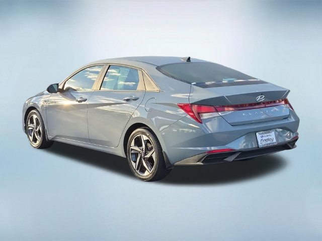 Used 2023 Hyundai Elantra SEL w/ Convenience Package FWD image 5