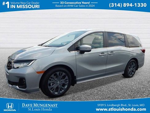 New 2026 Honda Odyssey Touring image 1