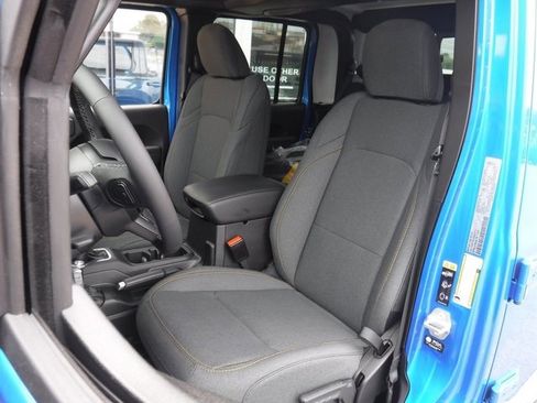 New 2025 Jeep Gladiator Willys image 15