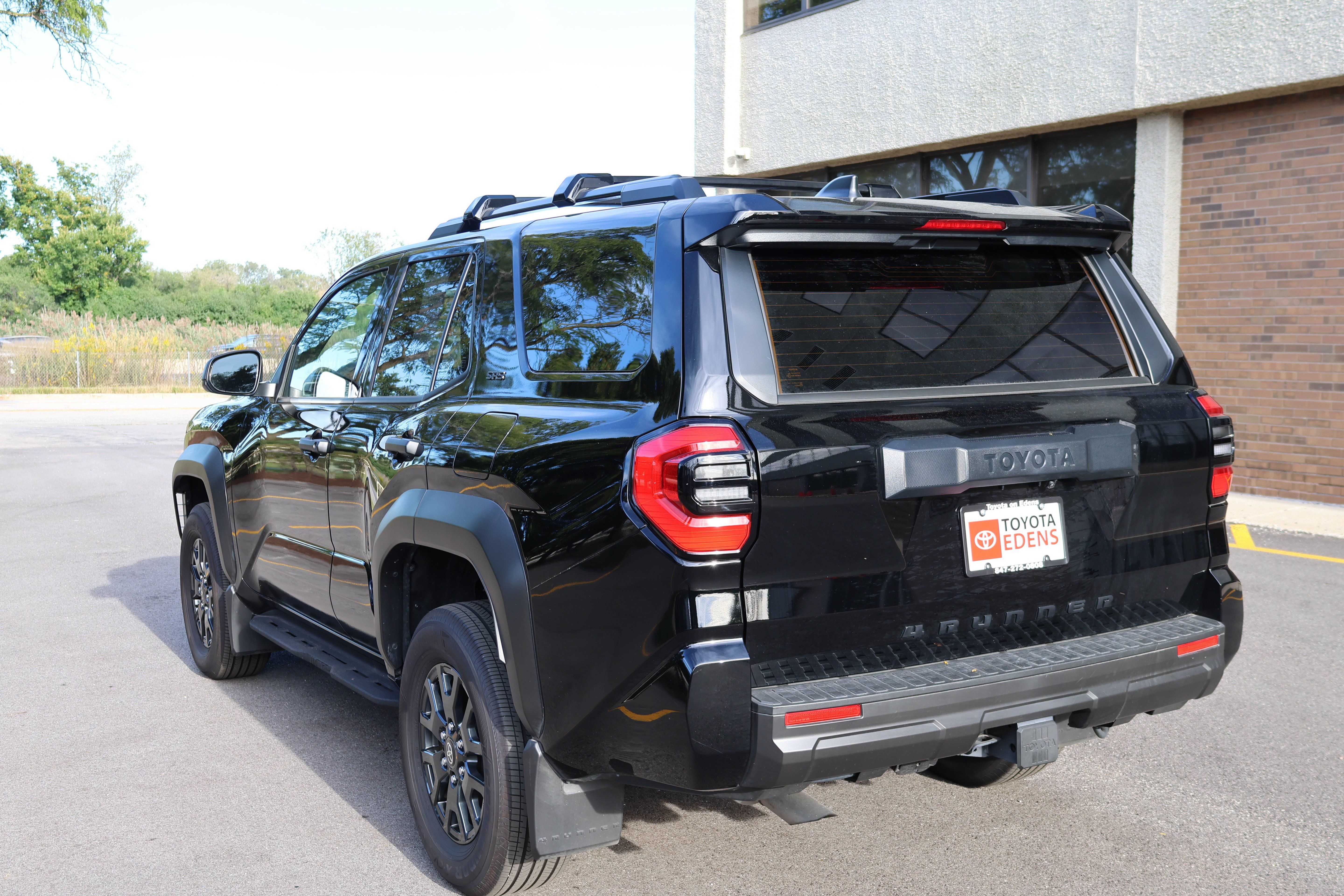 Used 2026 Toyota 4Runner SR5 AWD/4WD image 7