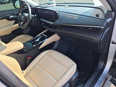 Used 2024 Buick Envision Preferred AWD/4WD image 23
