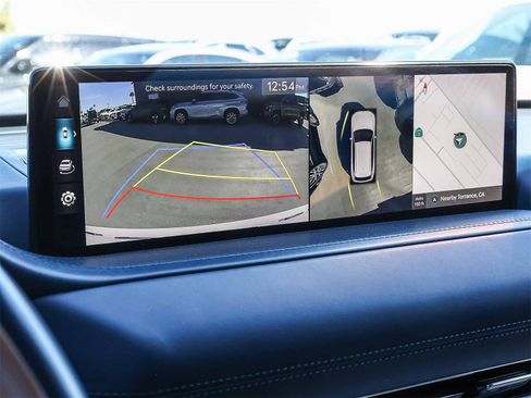 Used 2023 Genesis GV80 3.5T w/ Prestige Matte Package image 27