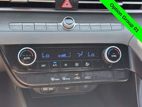 Used 2024 Hyundai Elantra SEL FWD image 20