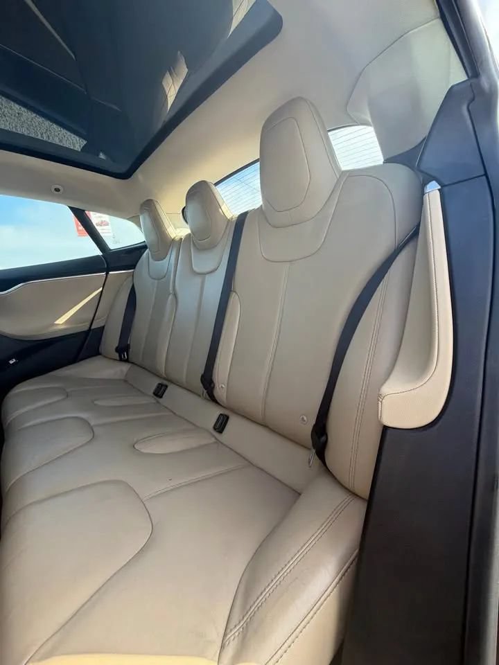 Used 2014 Tesla Model S 60 RWD image 7
