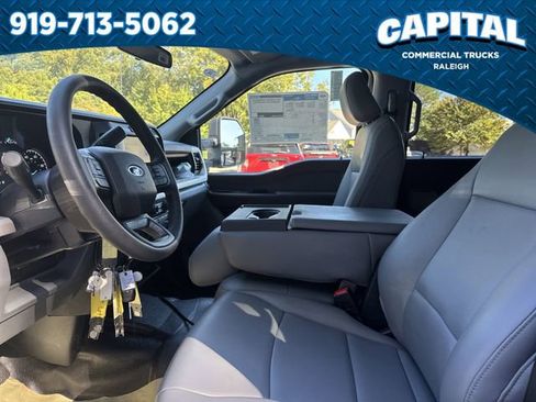 New 2025 Ford F450 XL image 19