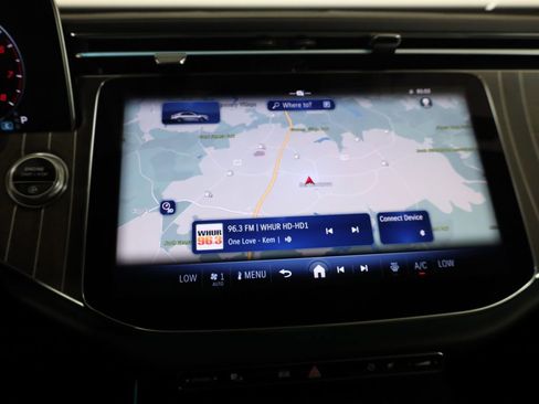 Used 2025 Mercedes-Benz E 450 4MATIC Sedan image 15