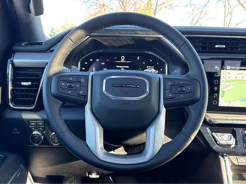 New 2026 GMC Sierra 1500 Denali w/ Denali Reserve Package image 15