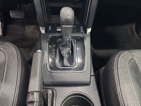 Used 2017 Subaru Forester 2.5i Touring AWD/4WD image 23