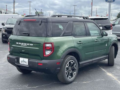 New 2025 Ford Bronco Sport Outer Banks image 3