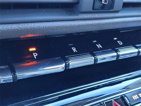 Certified 2022 Lincoln Corsair AWD w/ Premium Package image 30