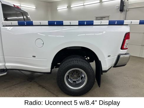 Used 2024 RAM 3500 Tradesman w/ Chrome Appearance Group AWD/4WD image 19