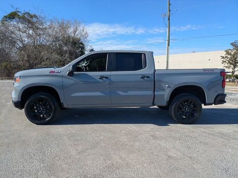 Used 2024 Chevrolet Silverado 1500 Custom Trail Boss w/ LPO, Dark Essentials Package image 4