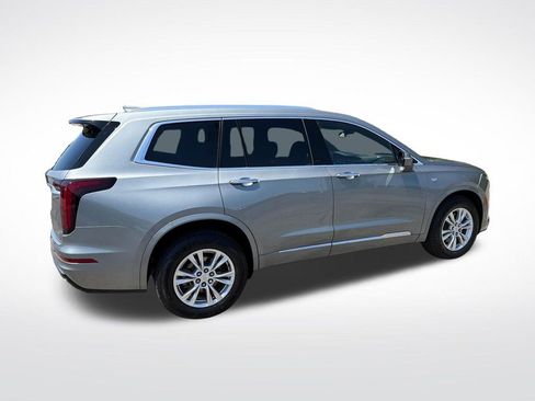 Used 2023 Cadillac XT6 Luxury AWD/4WD image 7