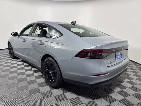 New 2025 Honda Accord SE image 5