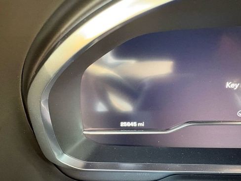 Used 2024 Chevrolet Suburban Z71 w/ Z71 Off-Road Package image 9