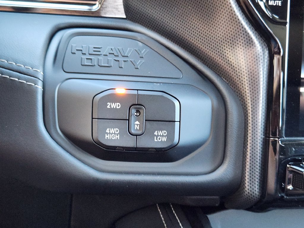 New 2026 RAM 2500 Limited AWD/4WD image 20