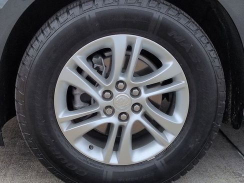 Used 2020 Buick Enclave Essence w/ Sound and Sites Package image 11