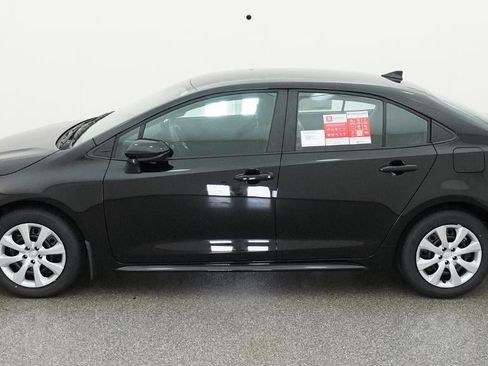 New 2026 Toyota Corolla LE FWD image 3