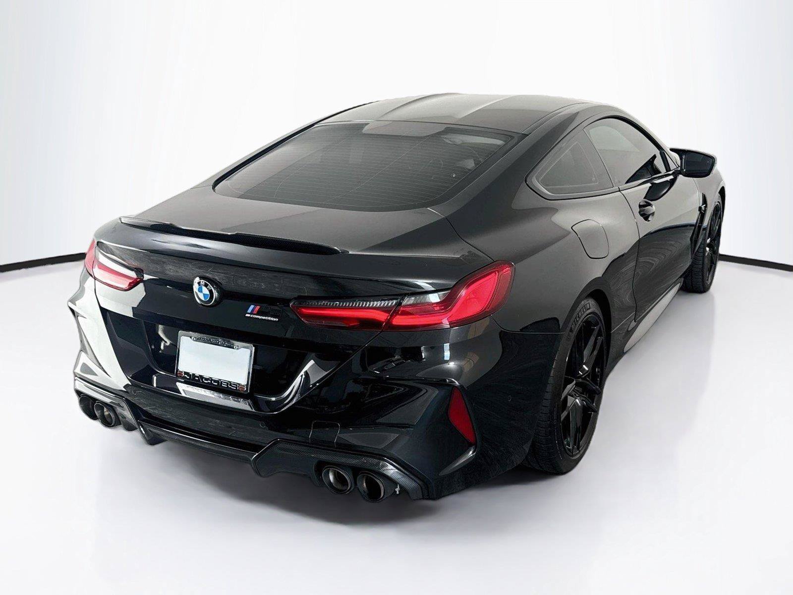 Used 2022 BMW M8 Competition w/ M Carbon Exterior Package AWD/4WD image 5
