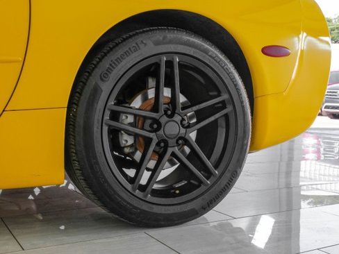 Used 2004 Chevrolet Corvette AUTOMATIC LEATHER SEATS BOSE S w/ Preferred Equipment Group image 56