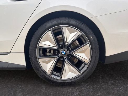 New 2025 BMW i4 xDrive40i w/ Premium Package image 32