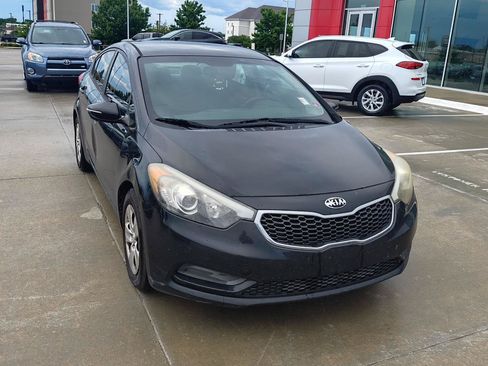Used 2015 Kia Forte LX w/ Popular Package FWD image 3
