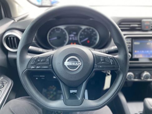 Used 2024 Nissan Versa S w/ Trunk Package image 29