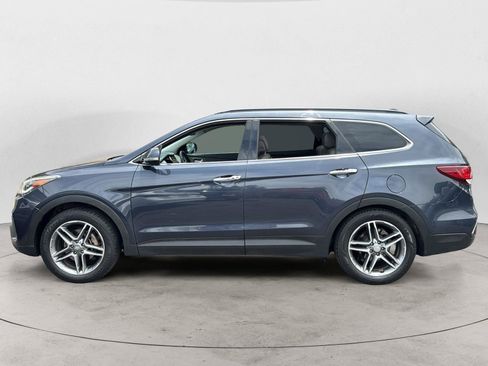 Used 2018 Hyundai Santa Fe FWD image 3