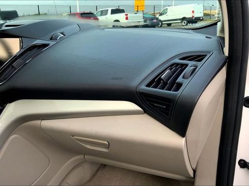 Used 2014 Ford C-MAX Energi SEL w/ Equipment Group 303A image 16