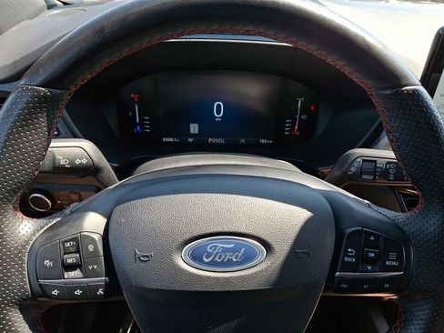 Used 2023 Ford Escape ST-Line w/ Tech Pack #1 AWD/4WD image 19