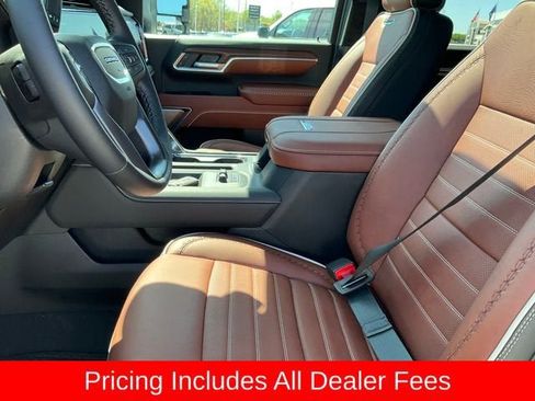 New 2026 GMC Sierra 2500 Denali Ultimate AWD/4WD image 2