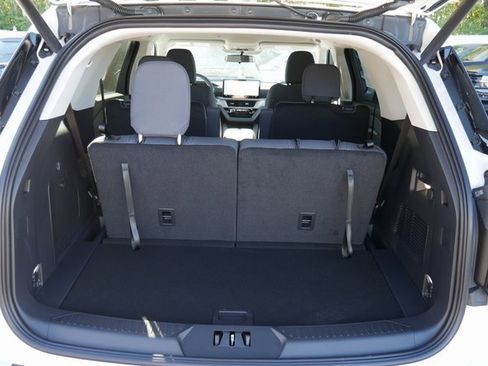 New 2026 Ford Explorer Active image 11