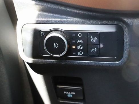 Used 2024 Ford Bronco Outer Banks image 36